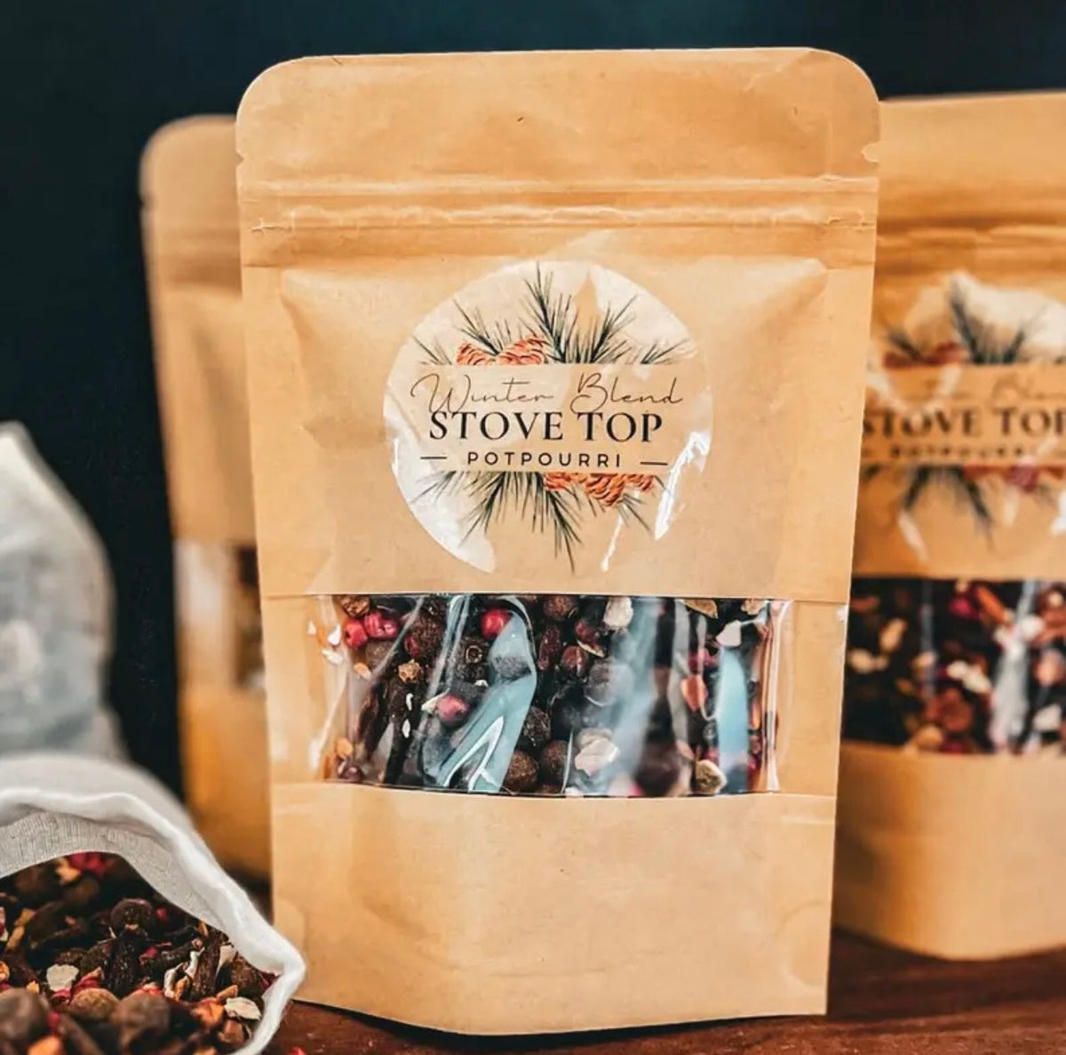 Winter Stovetop Potpourri | Orange, Cinnamon, Clove & Allspice Simmer Mix